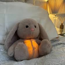 CuddleBunny® Conejo Peluche Con Respiración Y Sonido